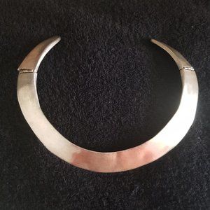 Vintage Necklace Silver Toned Metal Adjustable Sides for Comfort